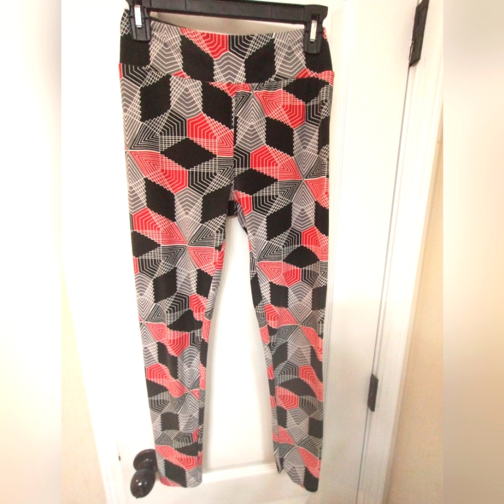 LuLaRoe Red and Black Leggings Geometric Pattern